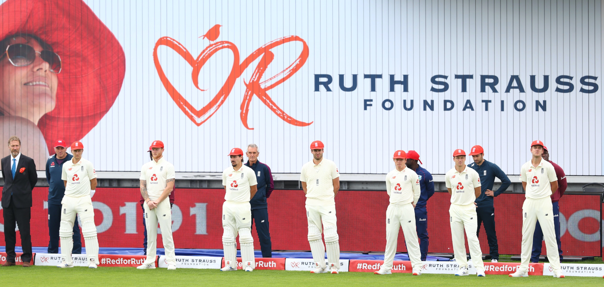 event banner for Ruth Strauss Foundation - Sports Memorabilia