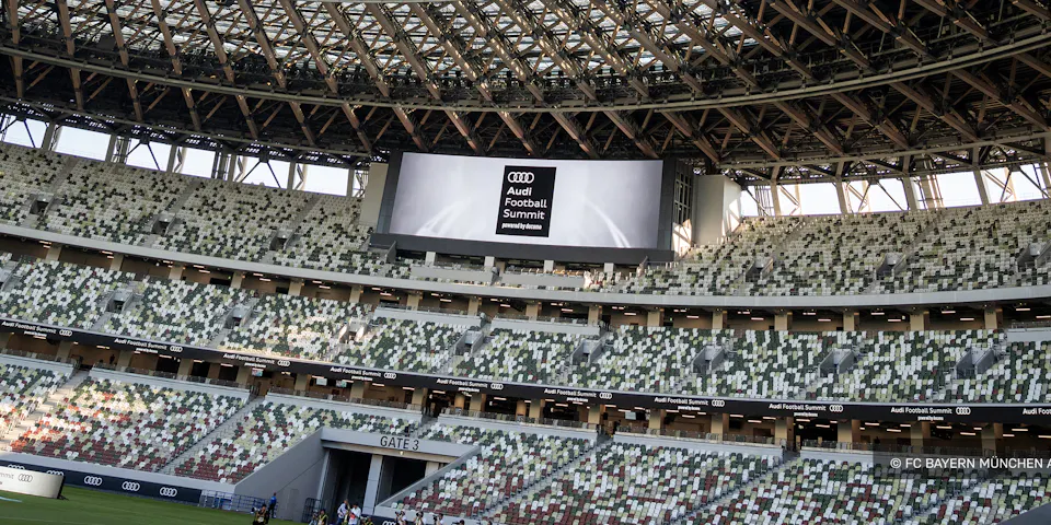 event banner for Liverpool - Bayern München