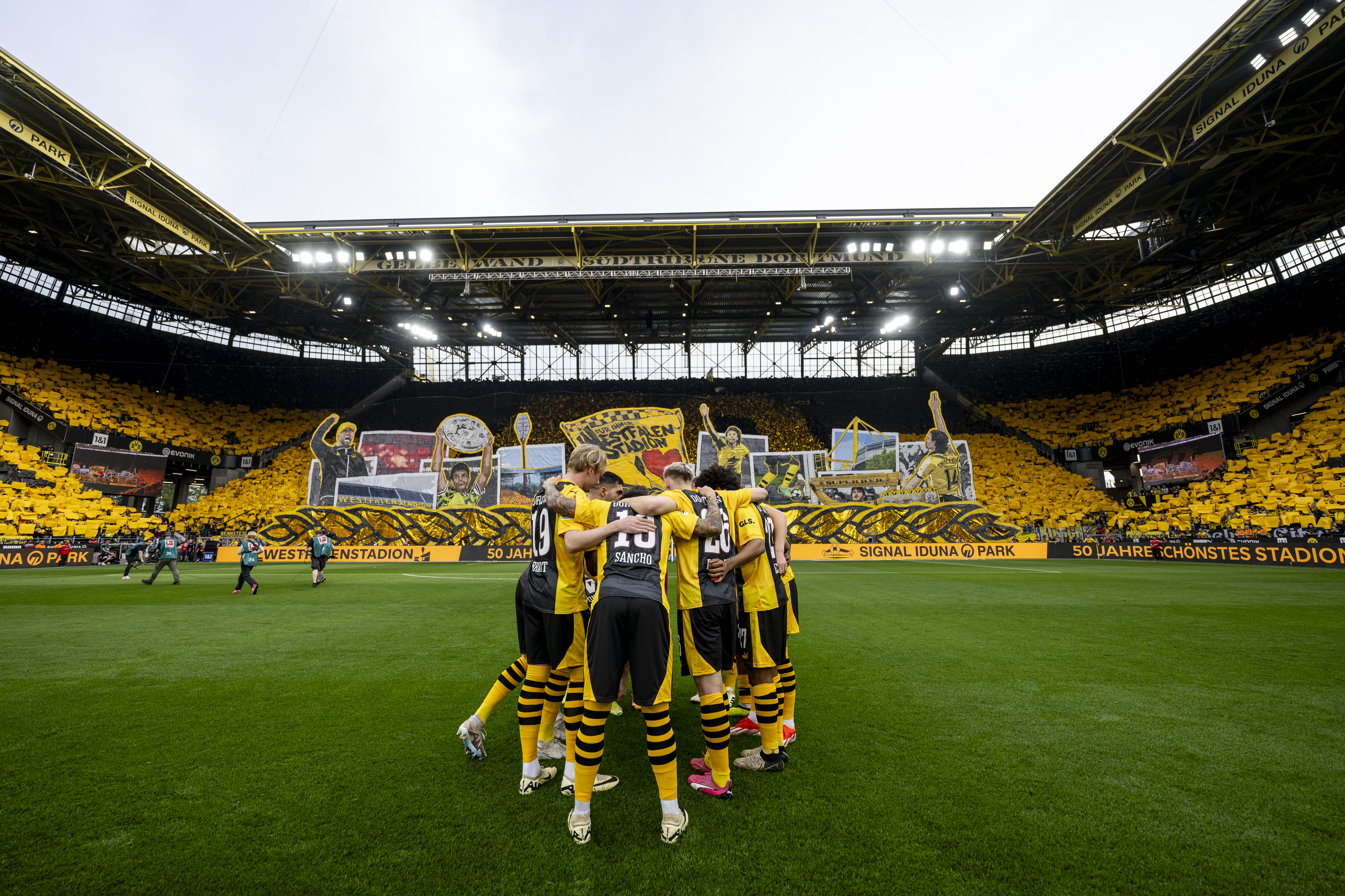 event banner for Borussia Dortmund - VfB Stuttgart