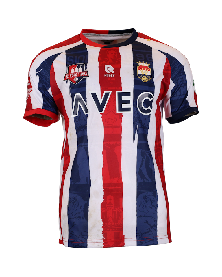 Tommy St. Jago Willem II jersey