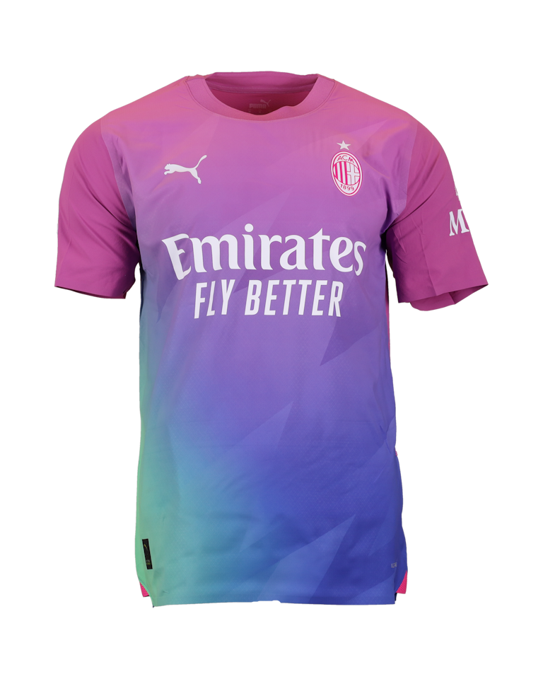Ismaël Bennacer AC Milan shirt