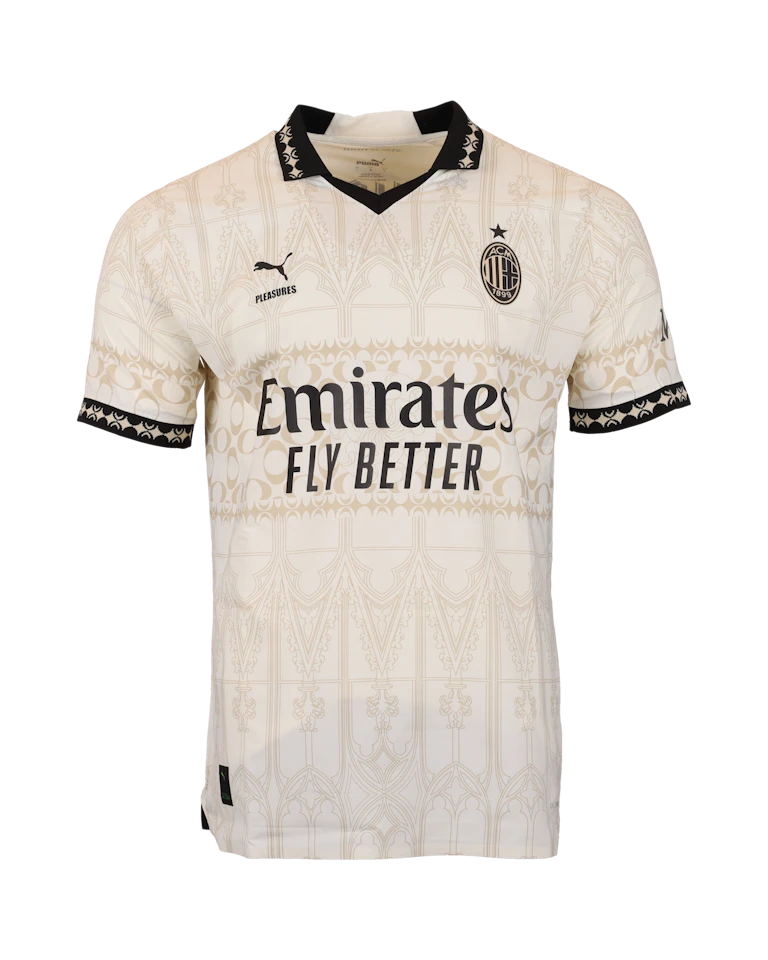 来自AC Milan的Theo Hernández球衣