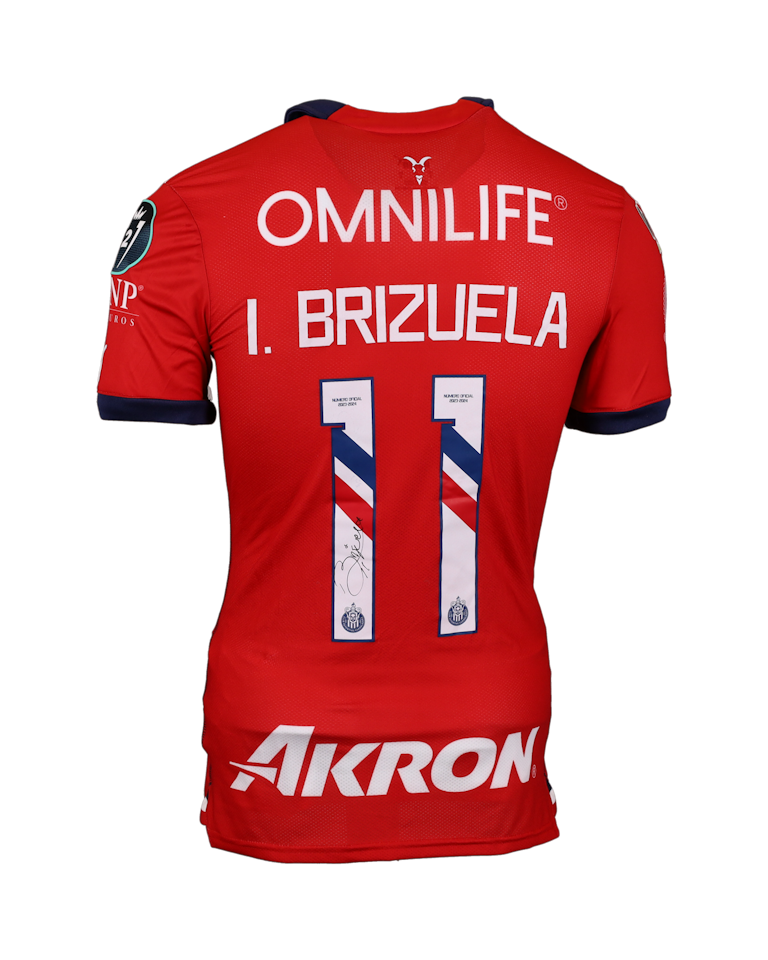 Isaác Brizuela Chivas Guadalajara jersey