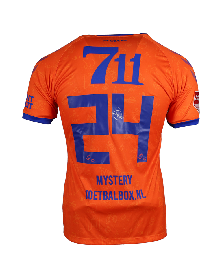 Julius Dirksen FC Emmen shirt
