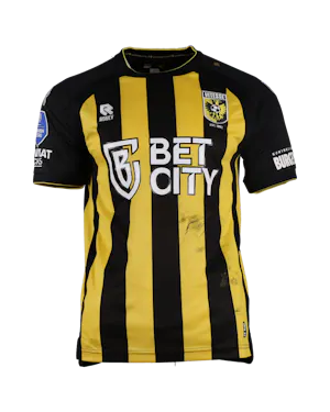 Michael Gonçalves Pinto Vitesse shirt