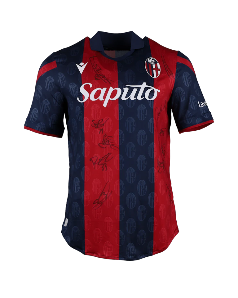 Squad Signed Shirt - 1 | Home