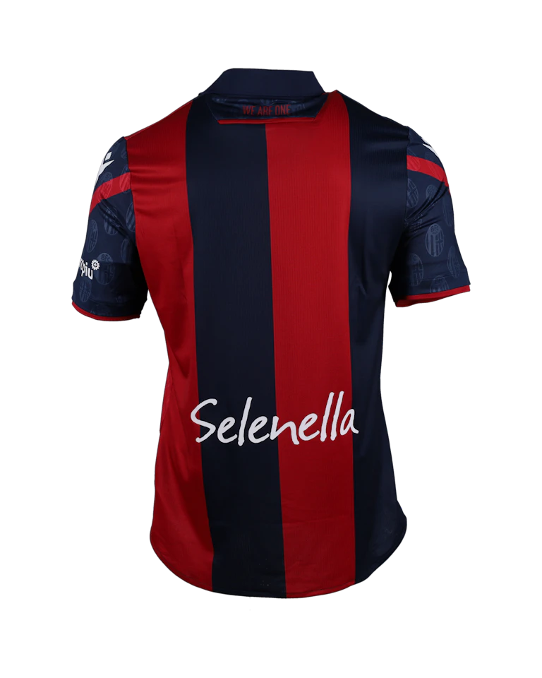 Squad Signed Shirt - 1 | Home