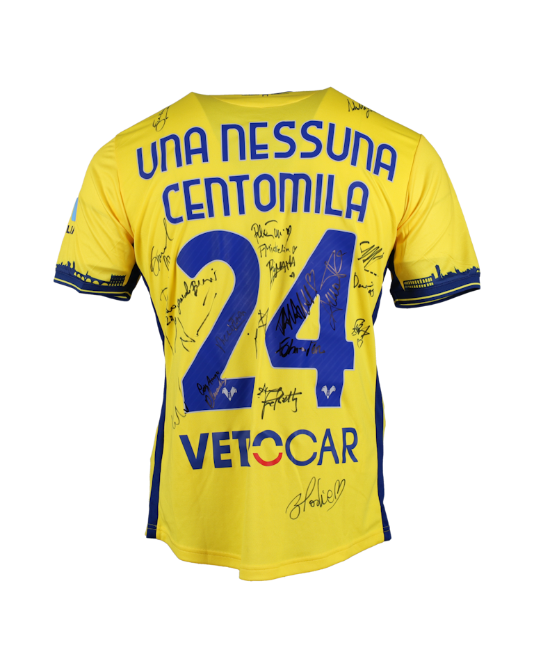 Signed by Una Nessuna Centomila - 3