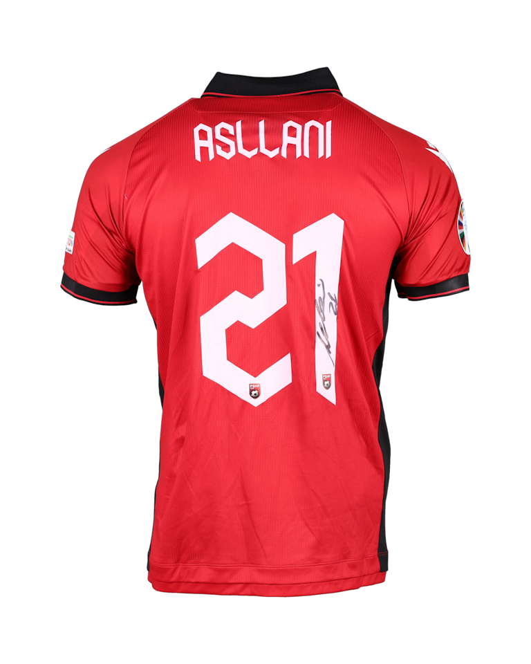 Shirt van Kristjan Asllani Albania