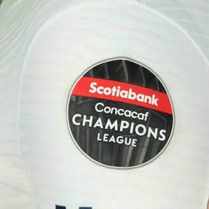 Nicolás Omar Freire Pumas shirt