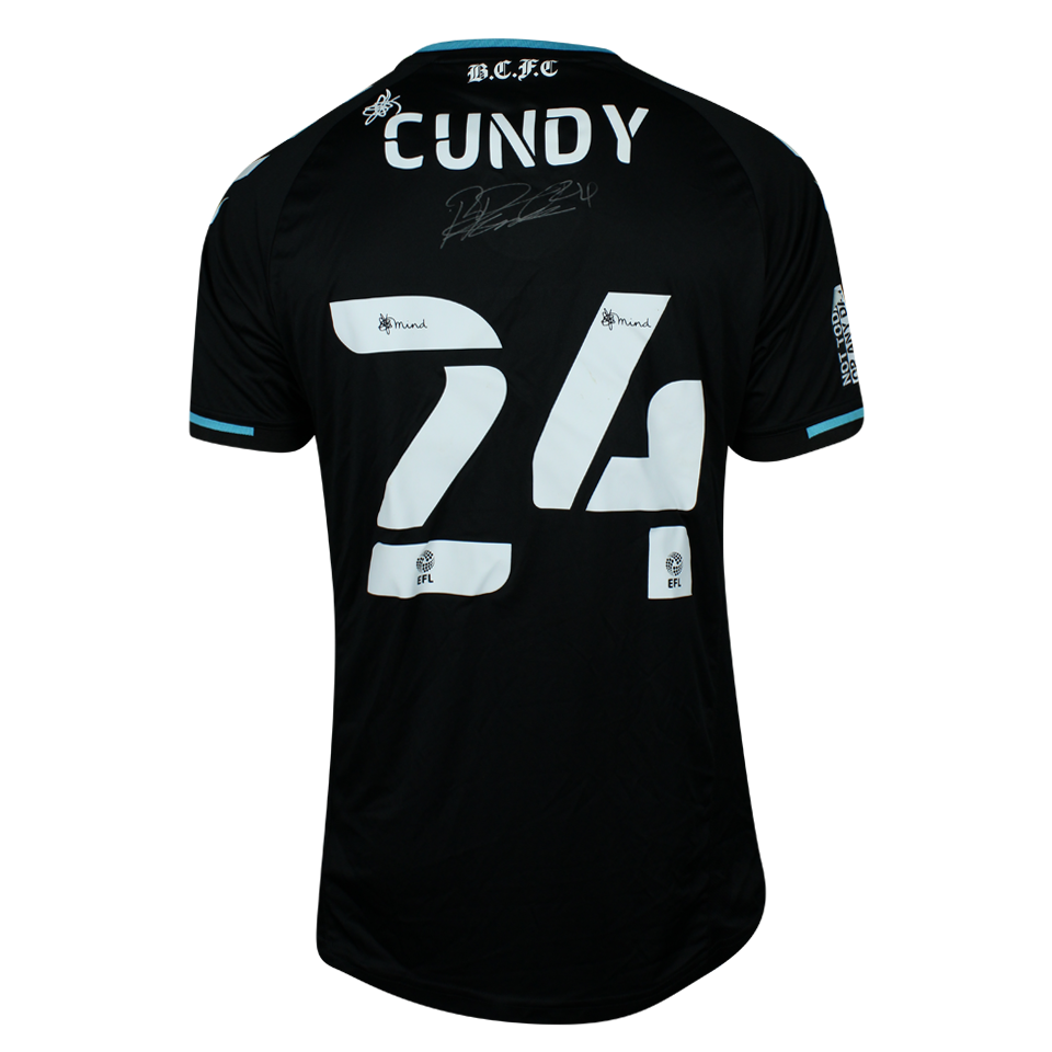 Robbie Cundy Bristol City jersey