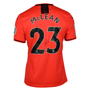 Kenny McLean Norwich City のシャツ