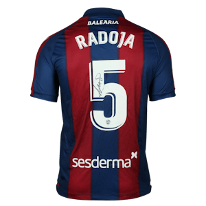 Nemanja Radoja Levante UD shirt