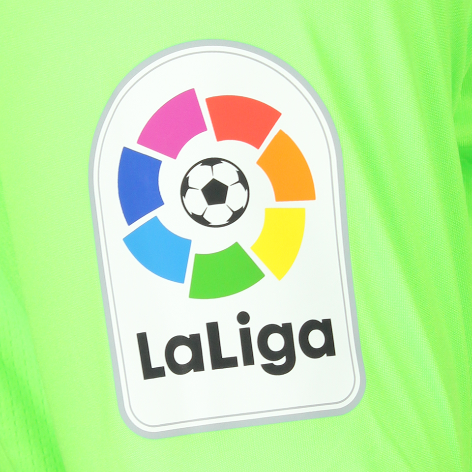 Aitor Fernández Abarisketa Levante UD shirt