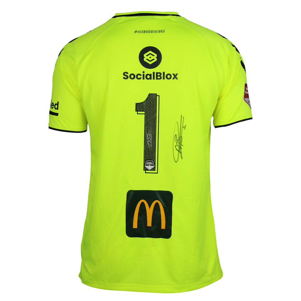 Michael Brouwer FC Emmen shirt