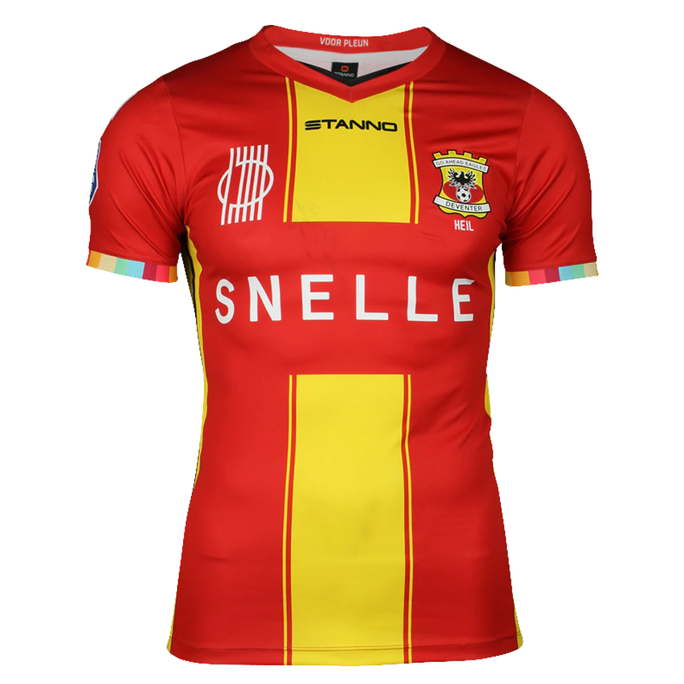 Go Ahead Eagles 팀의 Ogechika Heil 셔츠