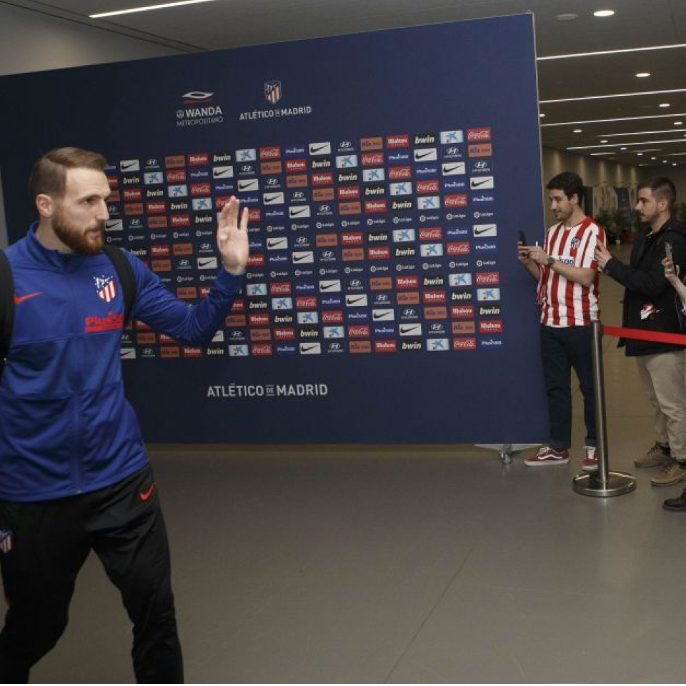 2 VIP tickets and prematch Tour/Experience For Atletico Madrid - Sevilla
