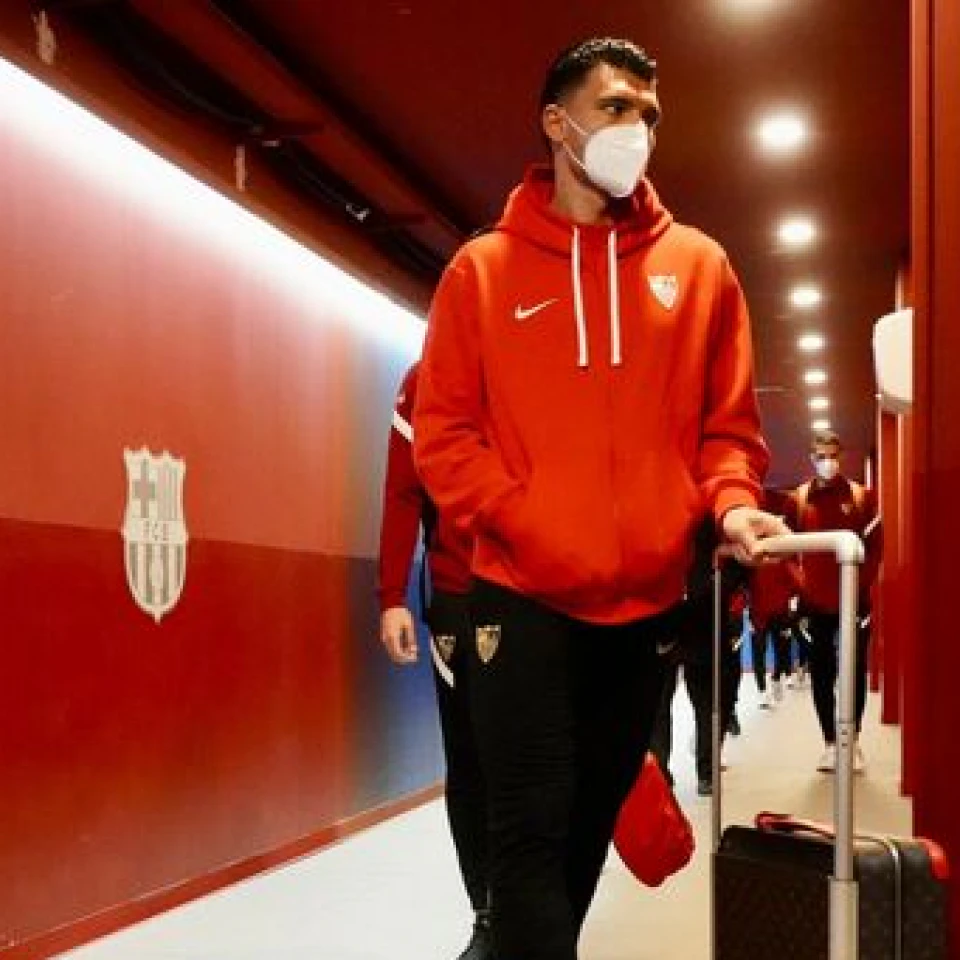 2 VIP tickets For FC Barcelona - Villarreal and prematch Tour/Experience