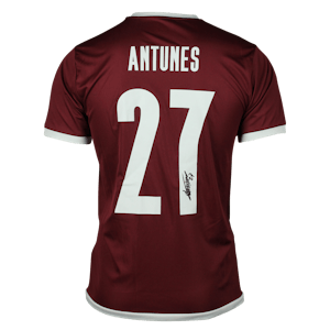 Alexis Antunes Servette FC shirt