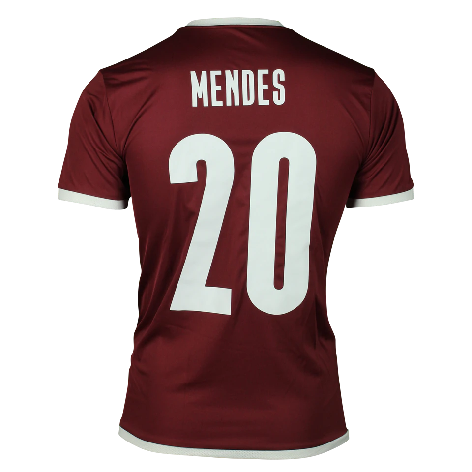 来自Servette FC的Papu Mendes球衣