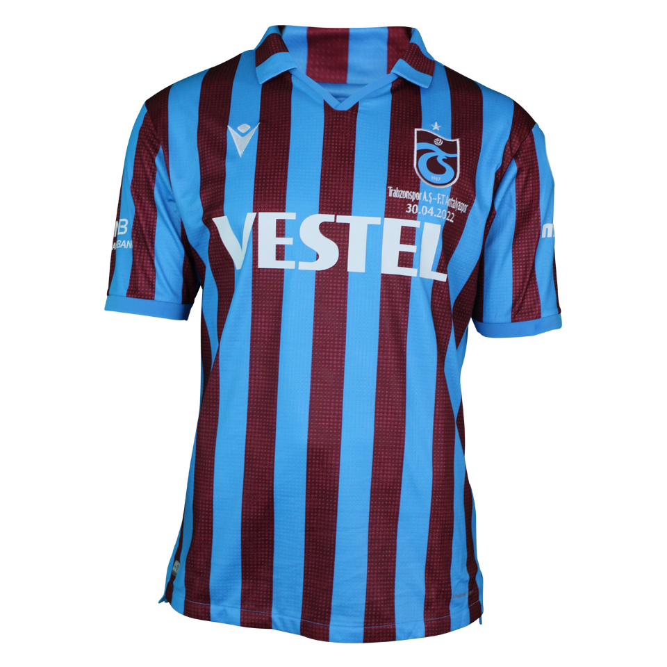 Berat Özdemir Trabzonspor forması
