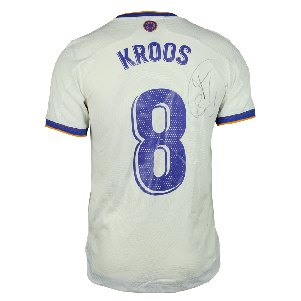 Toni Kroos Real Madrid jersey