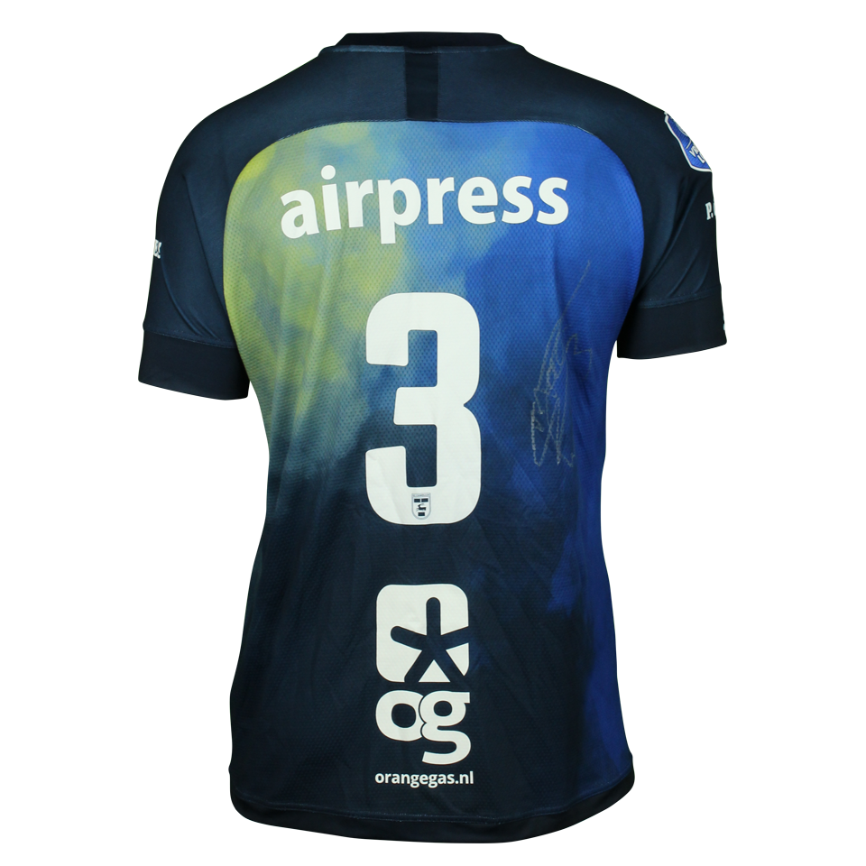 Calvin Mac-Intosch SC Cambuur shirt