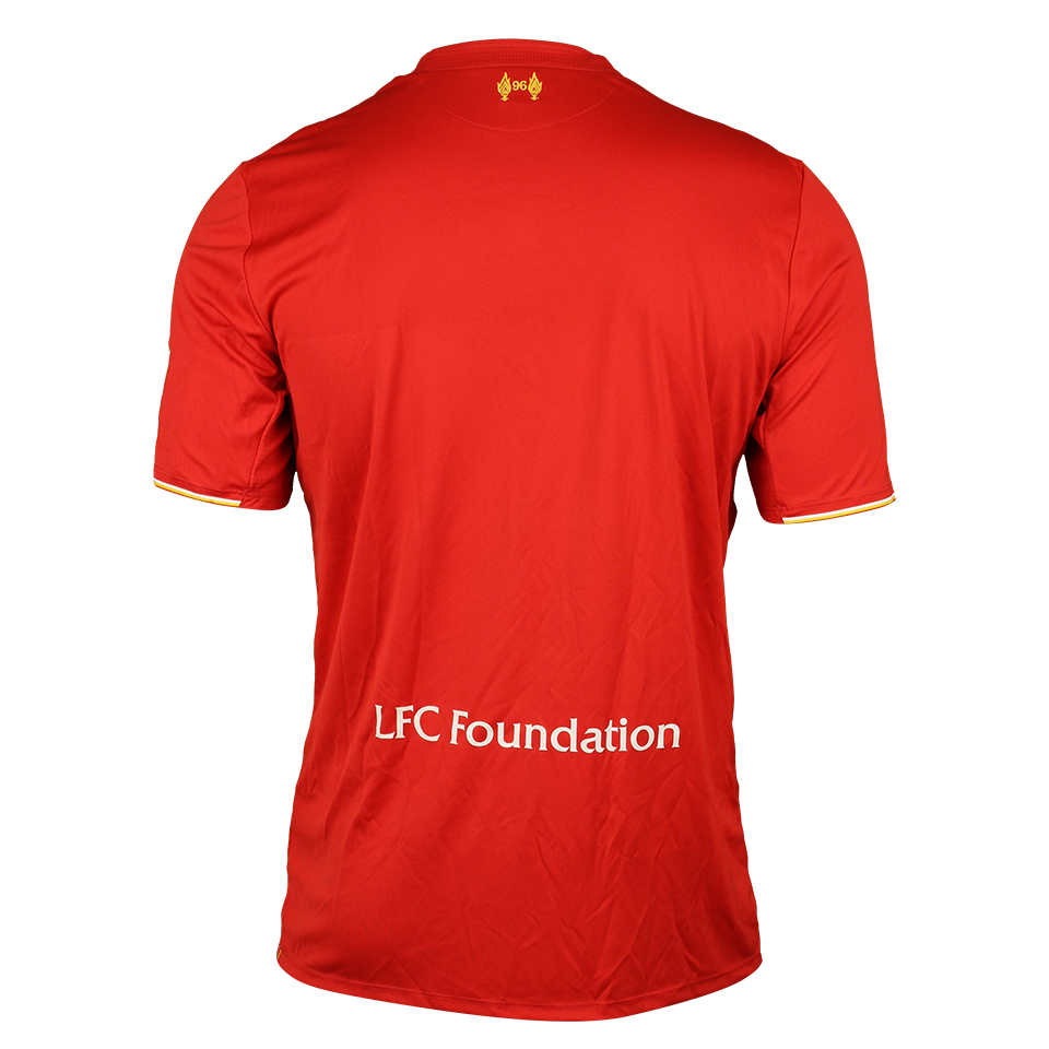 Liverpool squad signed shirt | Corazón Classic Match 2015 - 1