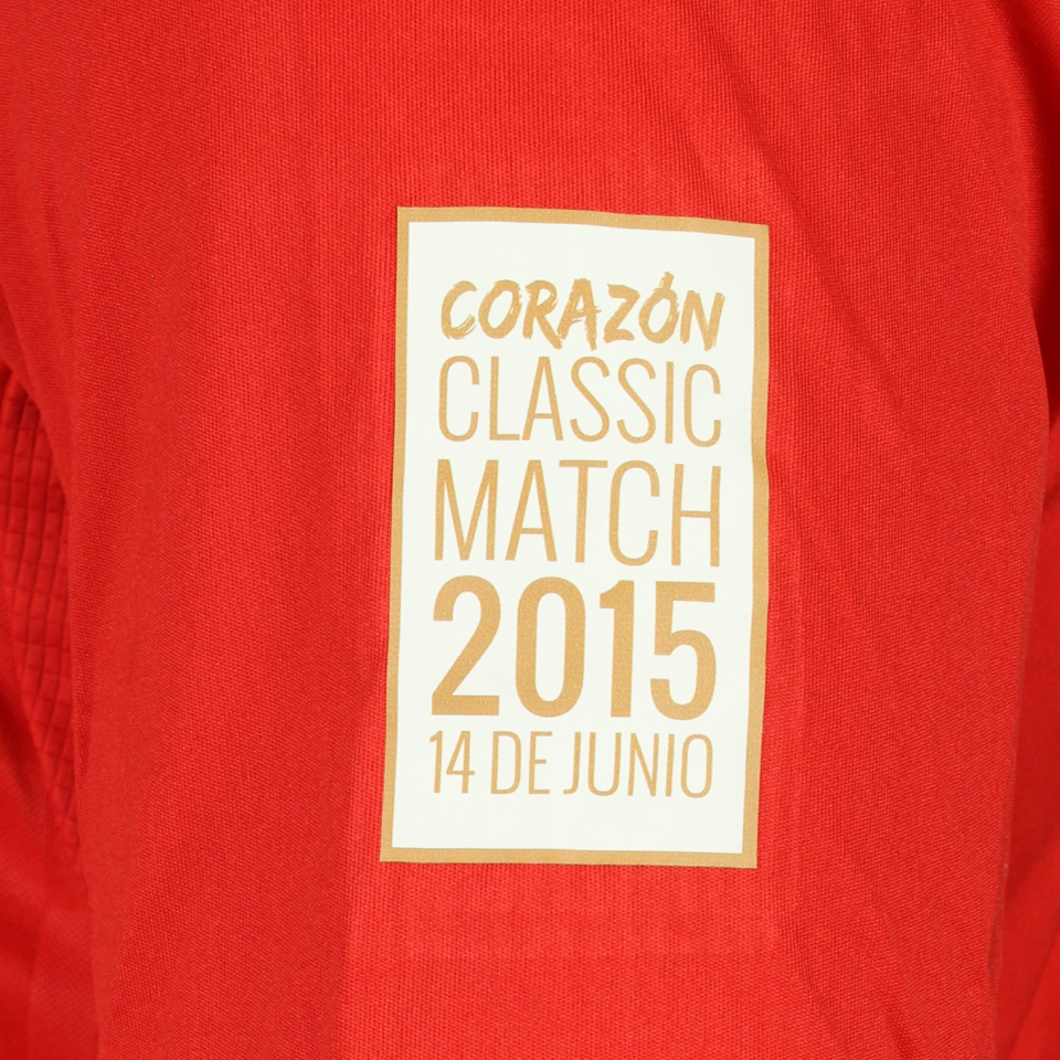 Liverpool squad signed shirt | Corazón Classic Match 2015 - 1