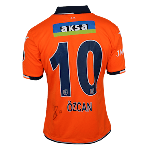Berkay Özcan İstanbul Başakşehir forması