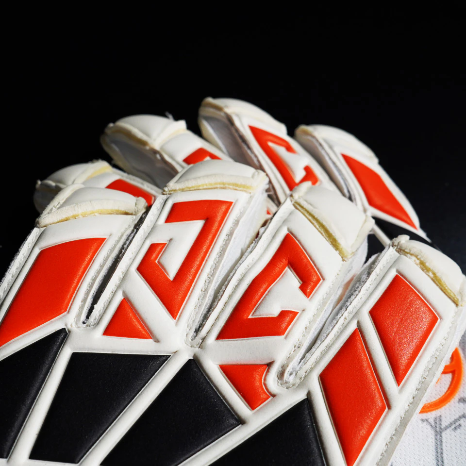 Jasper Cillessen | Signed Gloves