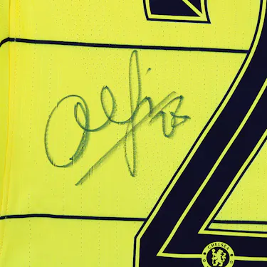 César Azpilicueta Chelsea jersey