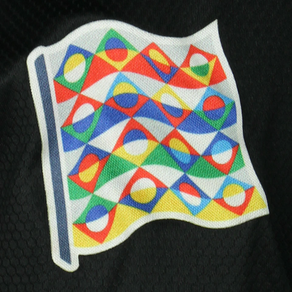 来自Belgium的Eden Hazard球衣