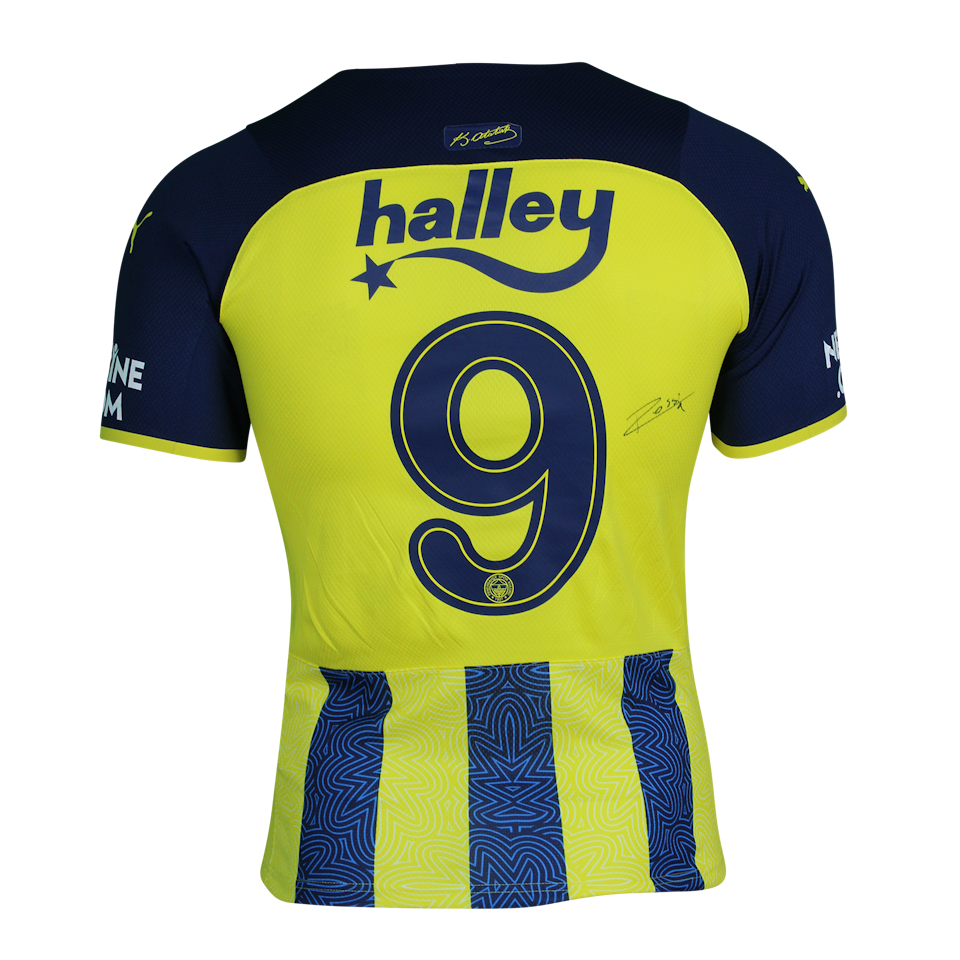 Diego Rossi  Fenerbahçe forması