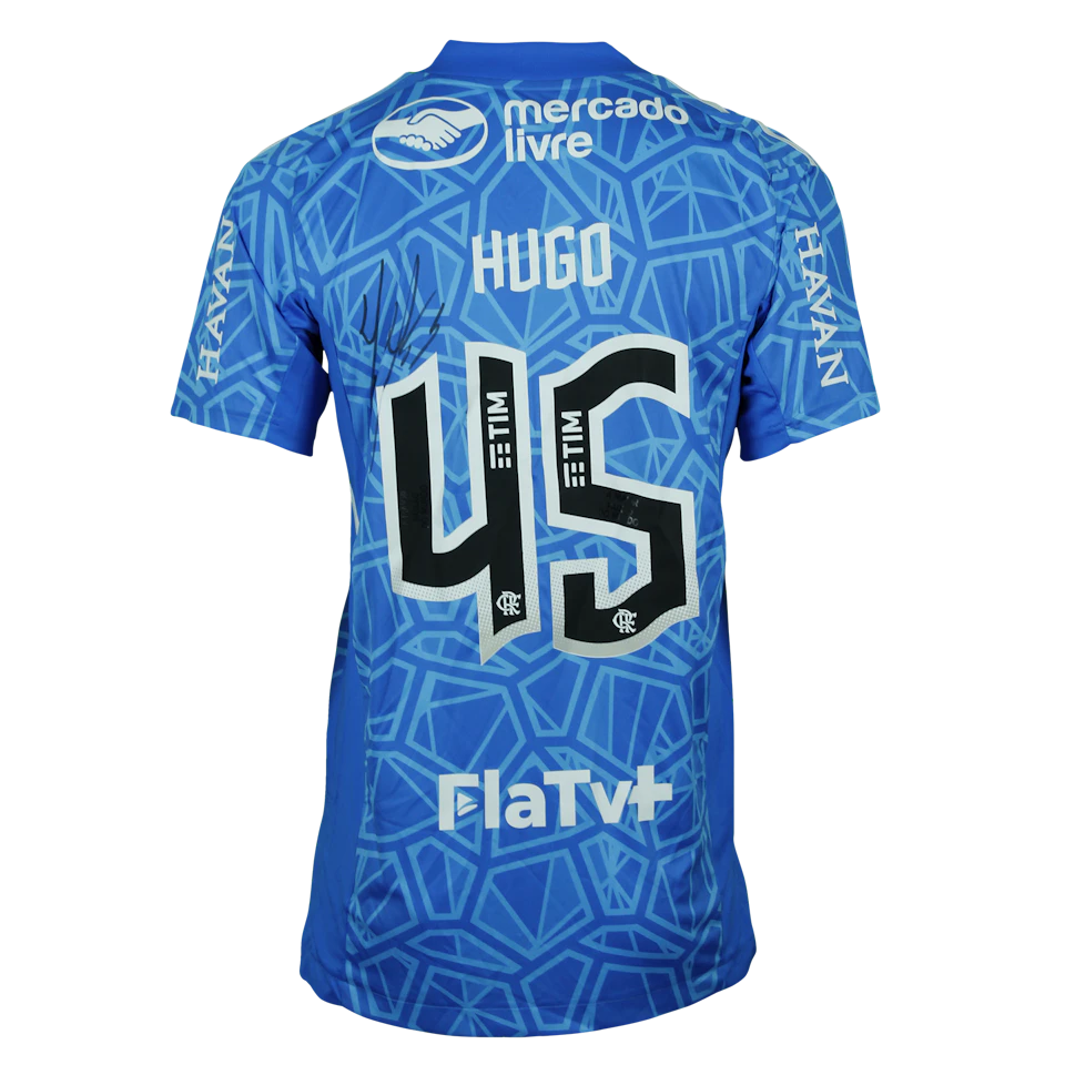 Hugo Souza Flamengo shirt