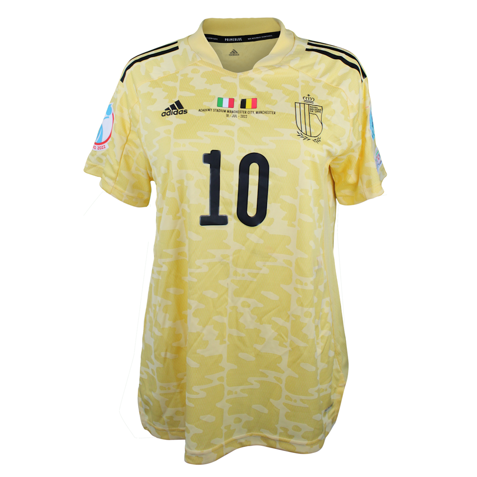 Justine Vanhaevermaet Belgian Red Flames jersey