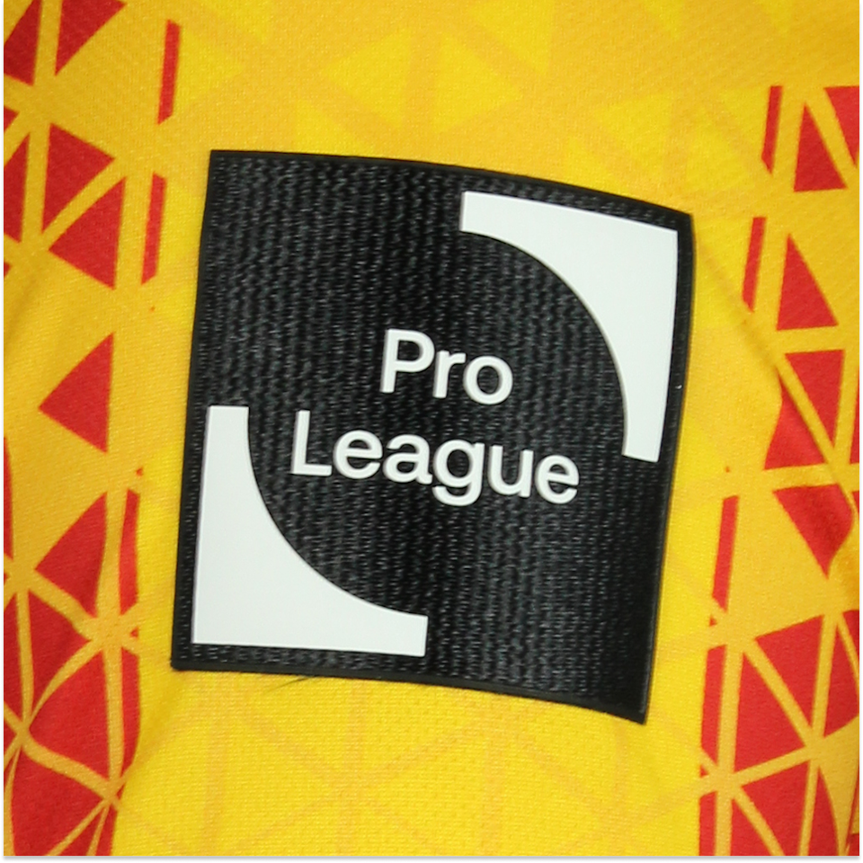 Toon Raemaekers KV Mechelen shirt