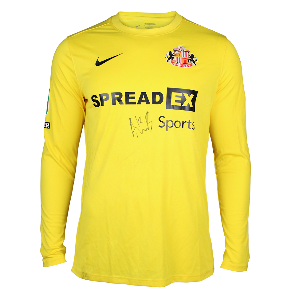 Alex Bass Sunderland shirt