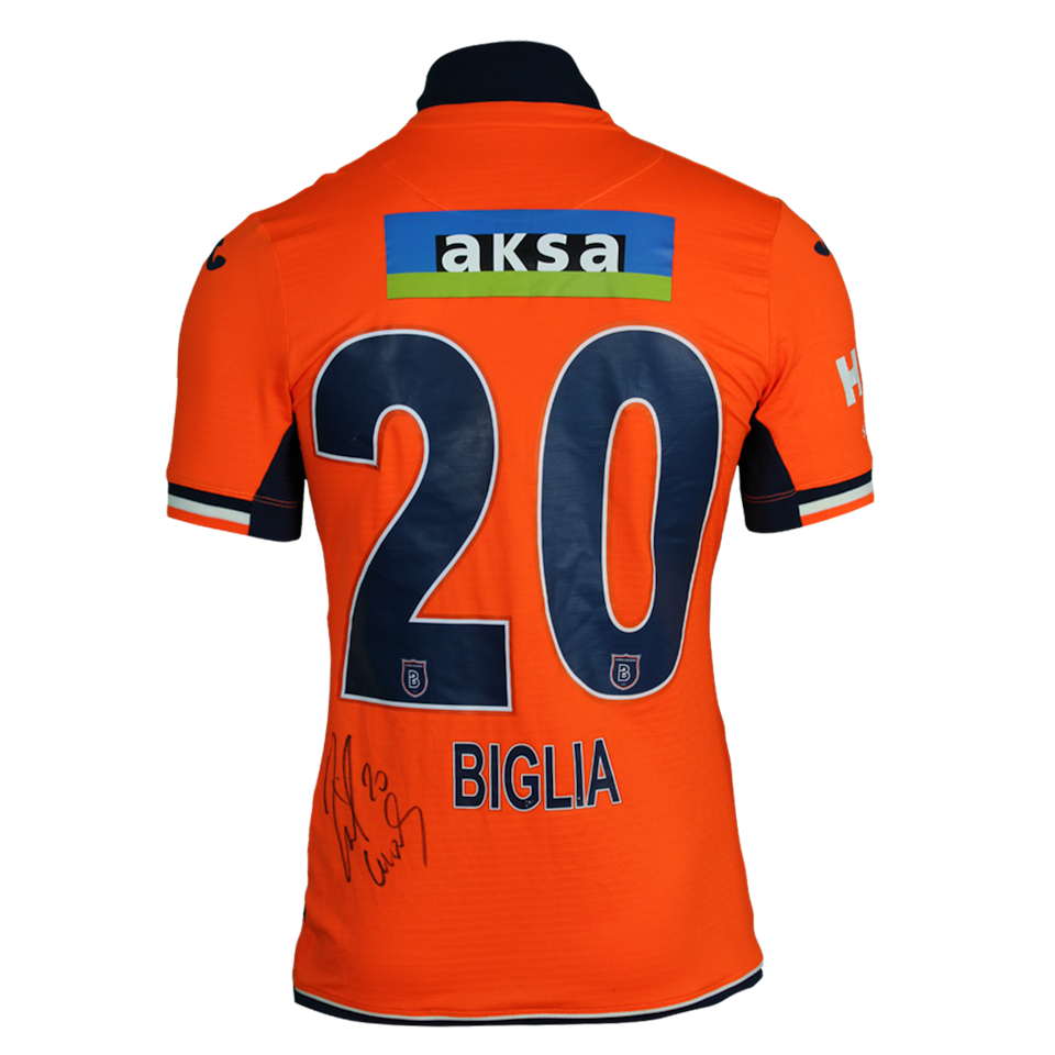 Lucas Rodrigo Biglia İstanbul Başakşehir shirt