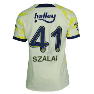 Attila Szalai Fenerbahçe camisa.