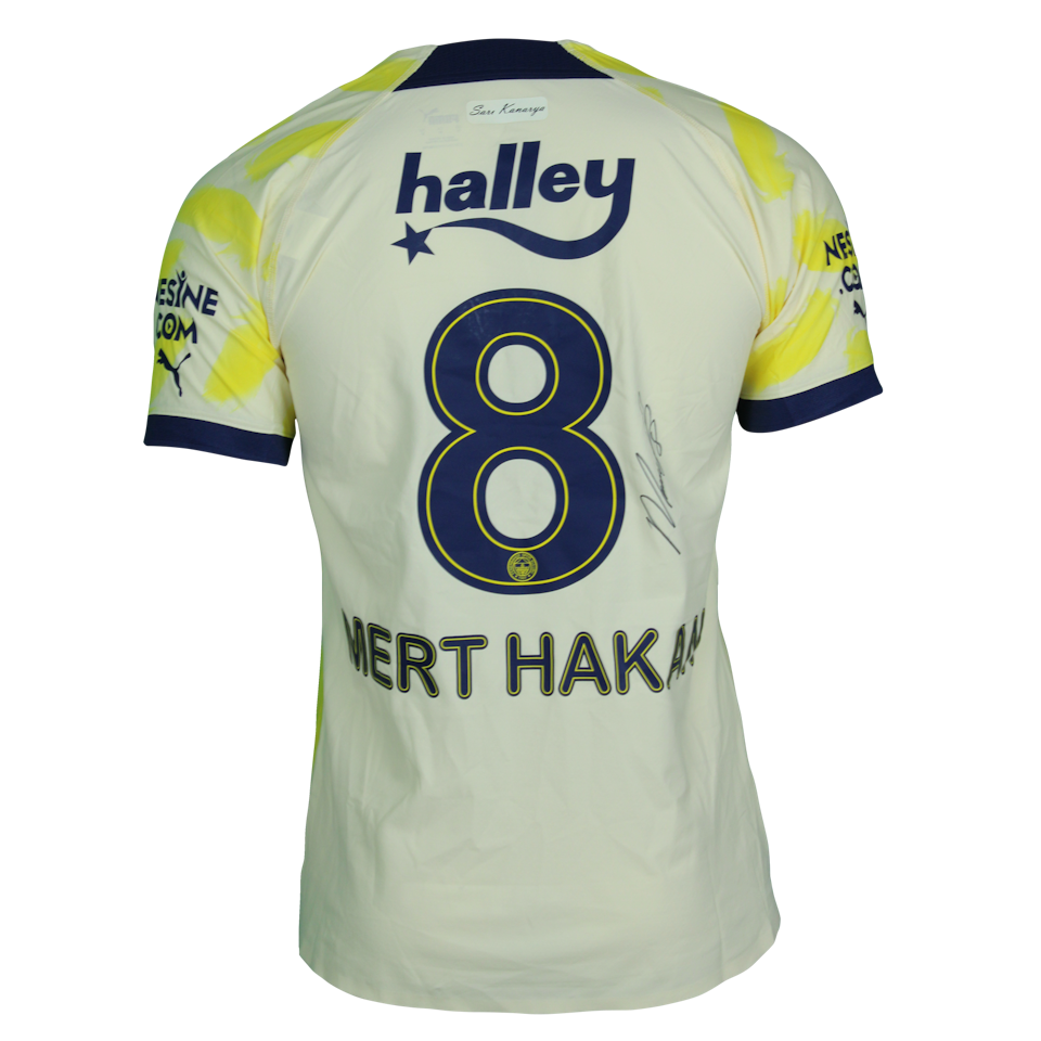 Mert Hakan Yandaş Fenerbahçe shirt