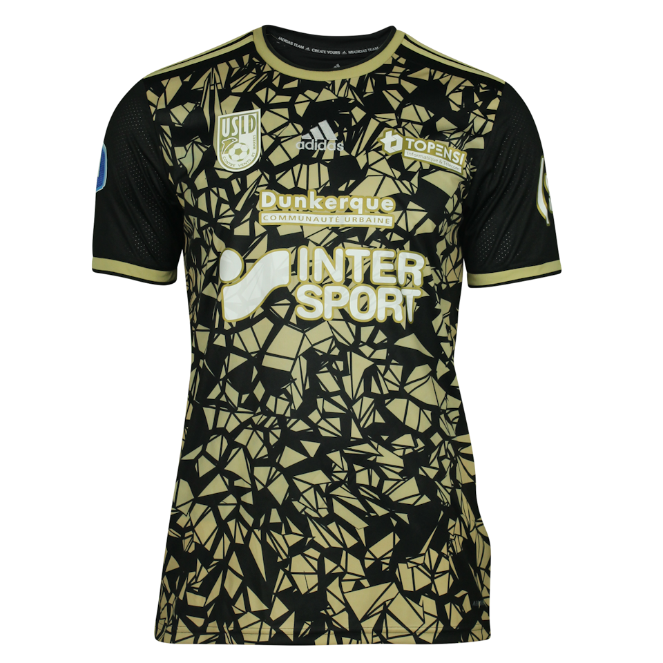 Yohan Bilingi USL Dunkerque shirt