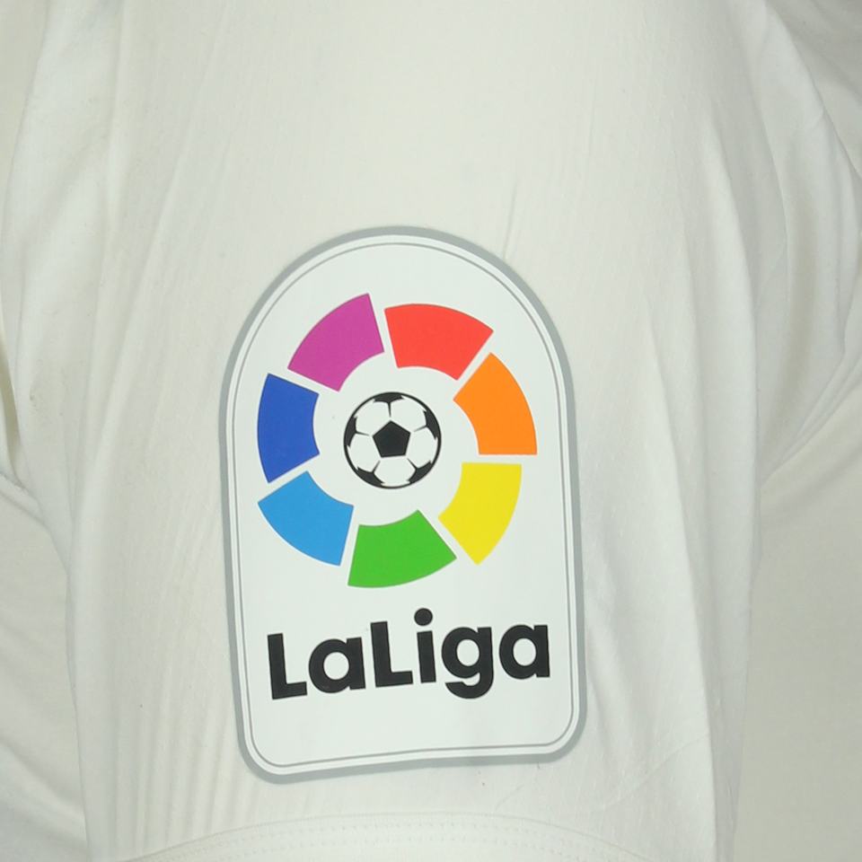 Maxi Gómez Valencia CF shirt