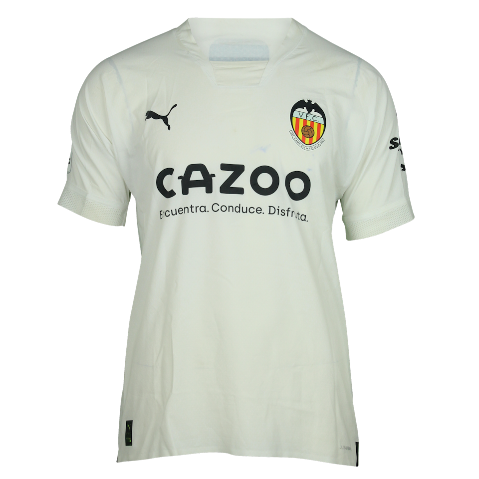 Maxi Gómez Valencia CF shirt