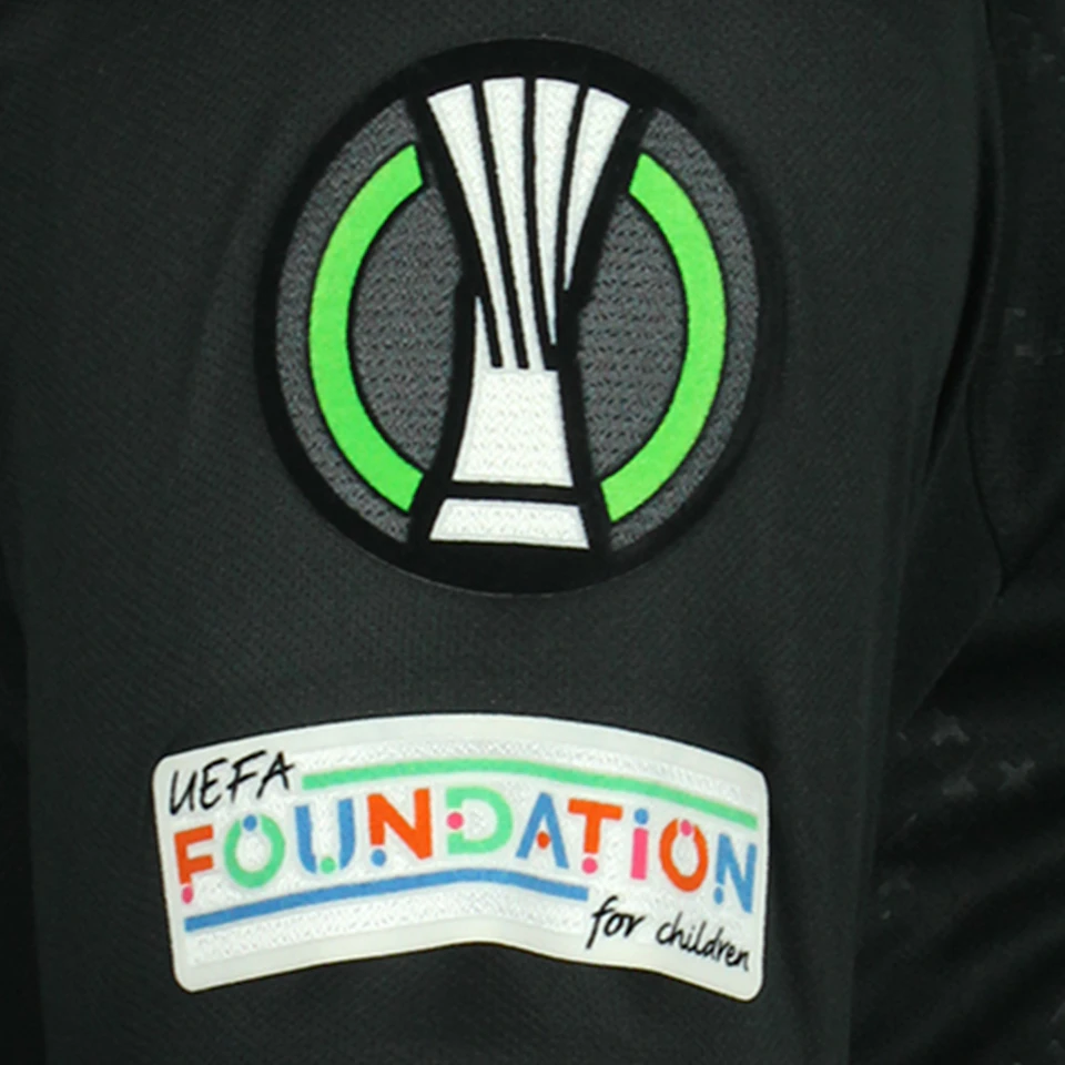 来自RSC Anderlecht的Mario Stroeykens球衣