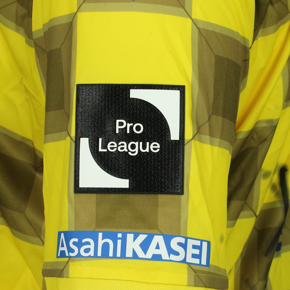 Mory Konate  STVV shirt
