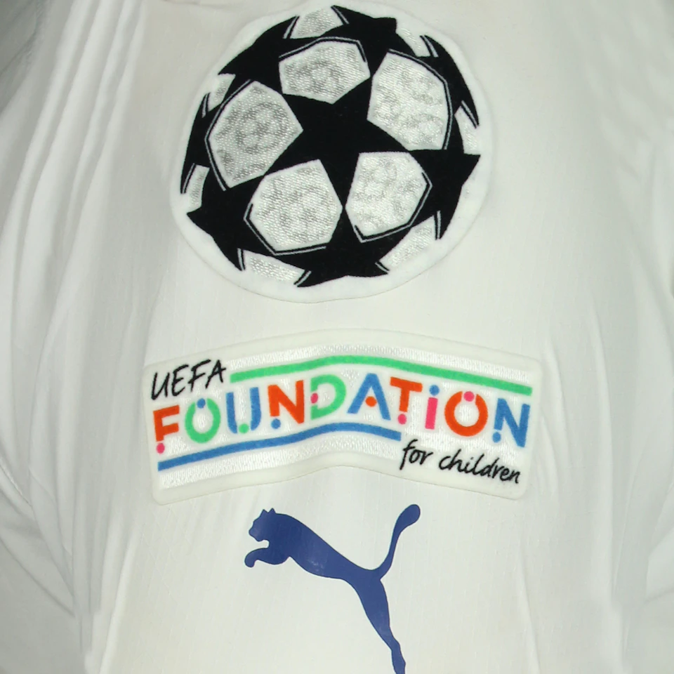 来自Olympique de Marseille的Valentin Rongier球衣