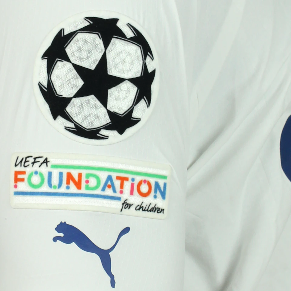 来自Olympique de Marseille的Valentin Rongier球衣