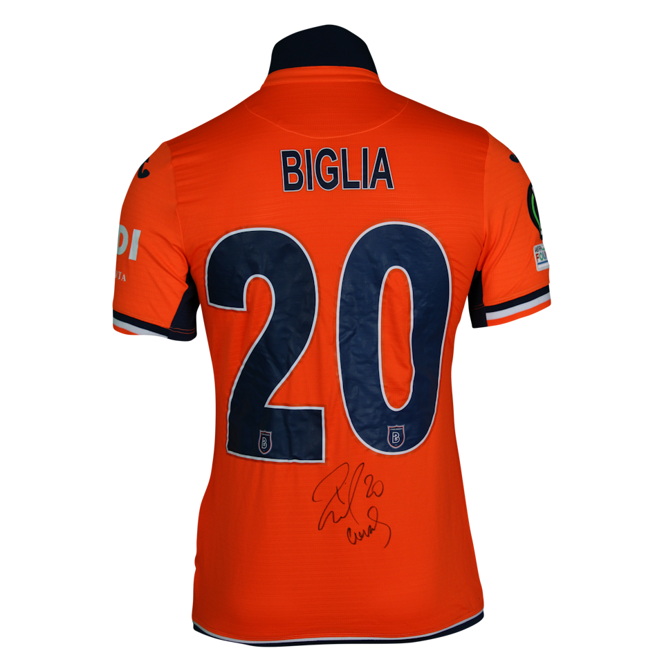 Lucas Rodrigo Biglia İstanbul Başakşehir shirt