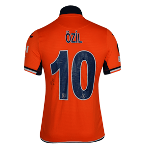 Mesut Özil İstanbul Başakşehir shirt
